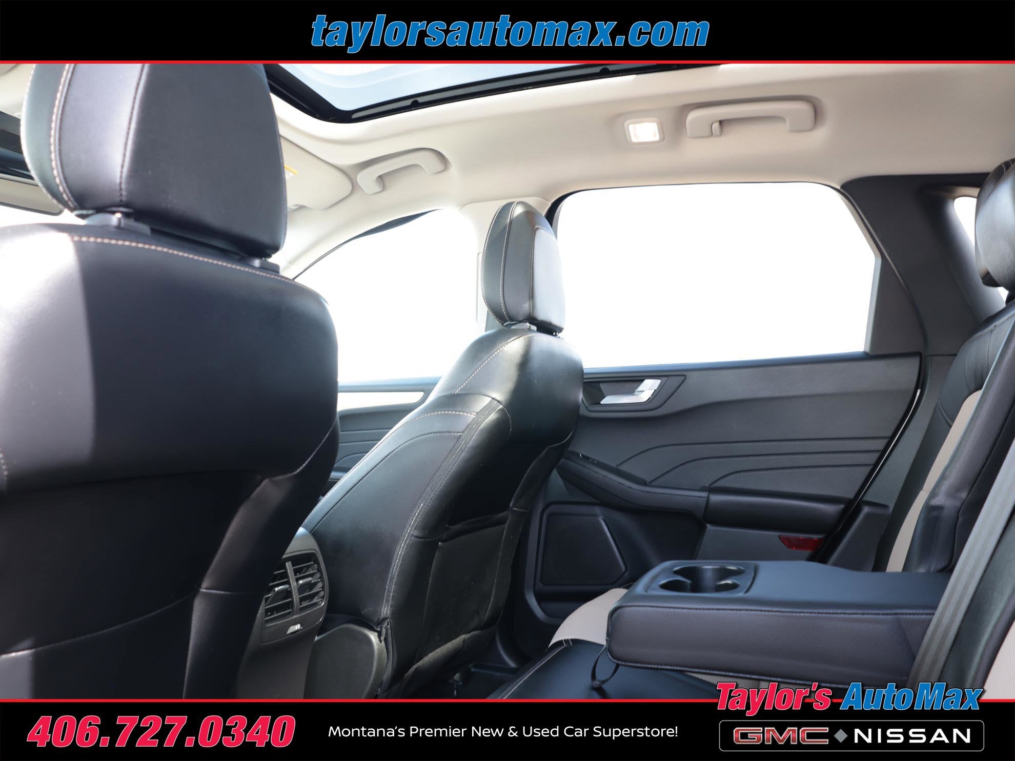 2022 Ford Escape Titanium