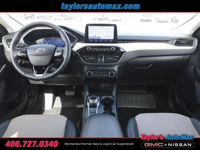 2022 Ford Escape Titanium