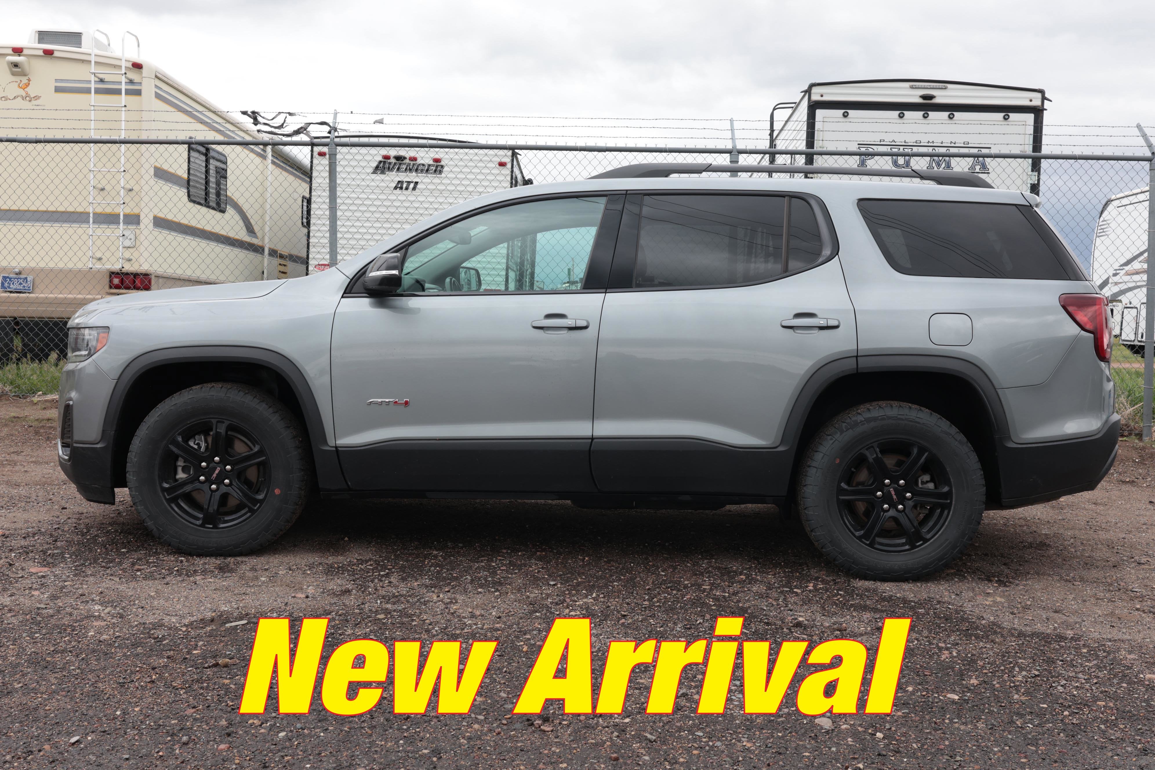 2023 GMC Acadia AT4