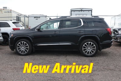 2023 GMC Acadia Denali