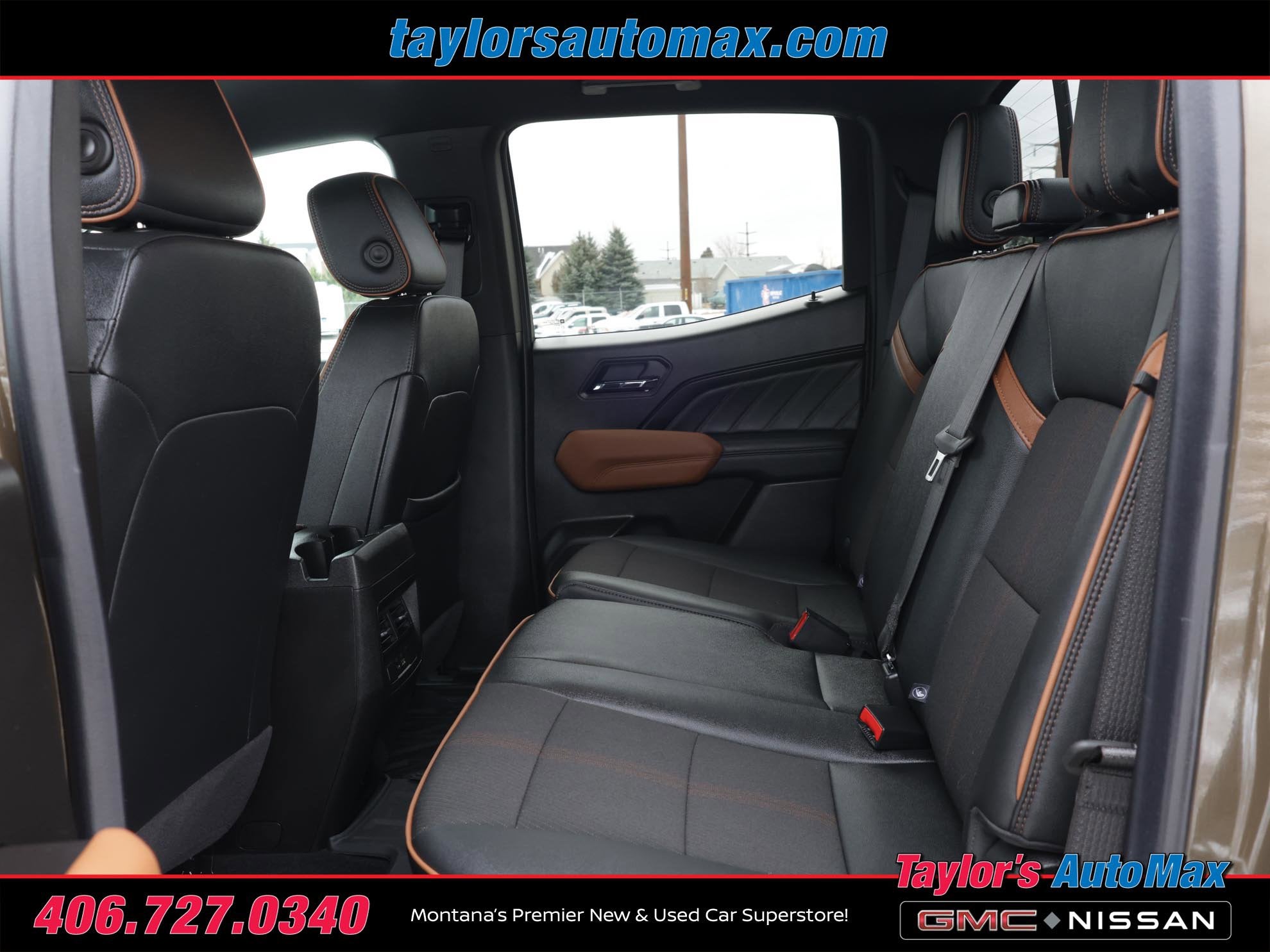 2025 GMC Canyon 4WD AT4