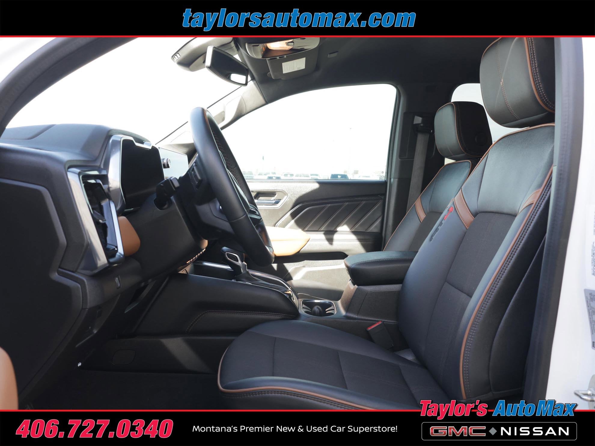 2024 GMC Canyon 4WD AT4