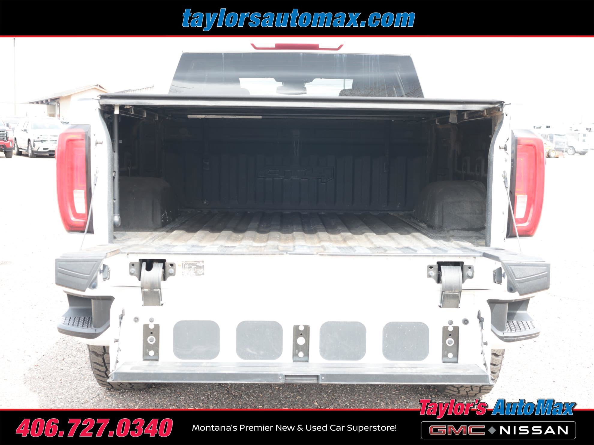 2023 GMC Sierra 1500 AT4