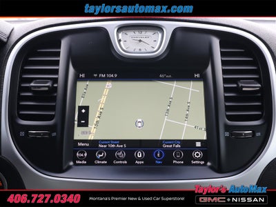 2022 Chrysler 300 Touring L