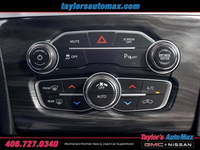 2022 Chrysler 300 Touring L