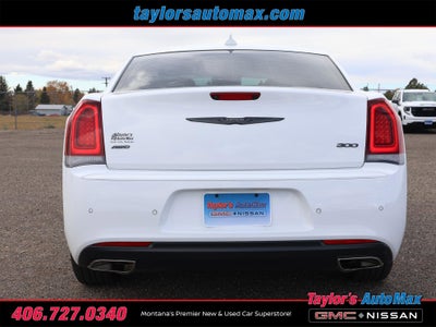 2022 Chrysler 300 Touring L