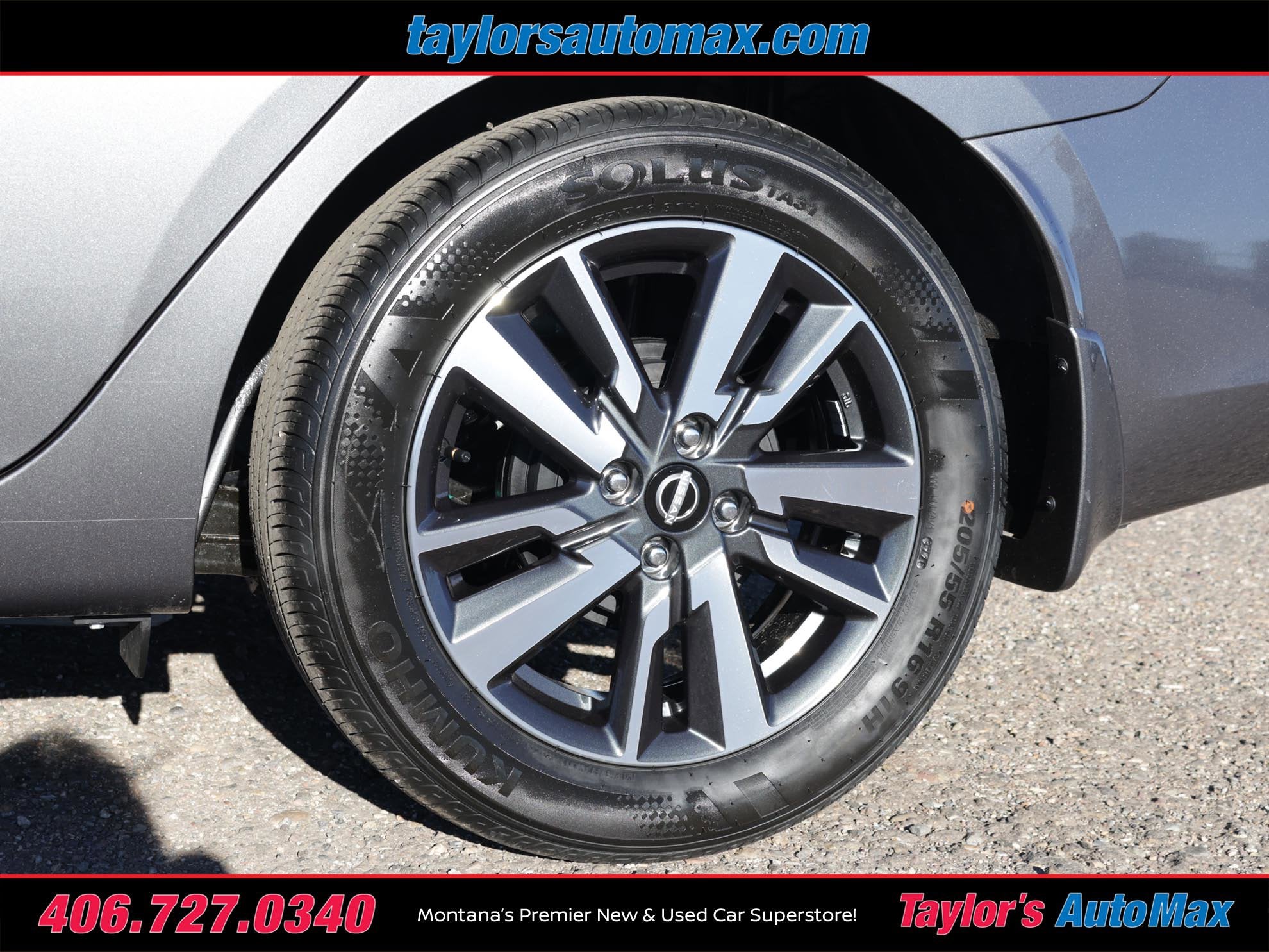 2025 Nissan Versa SV