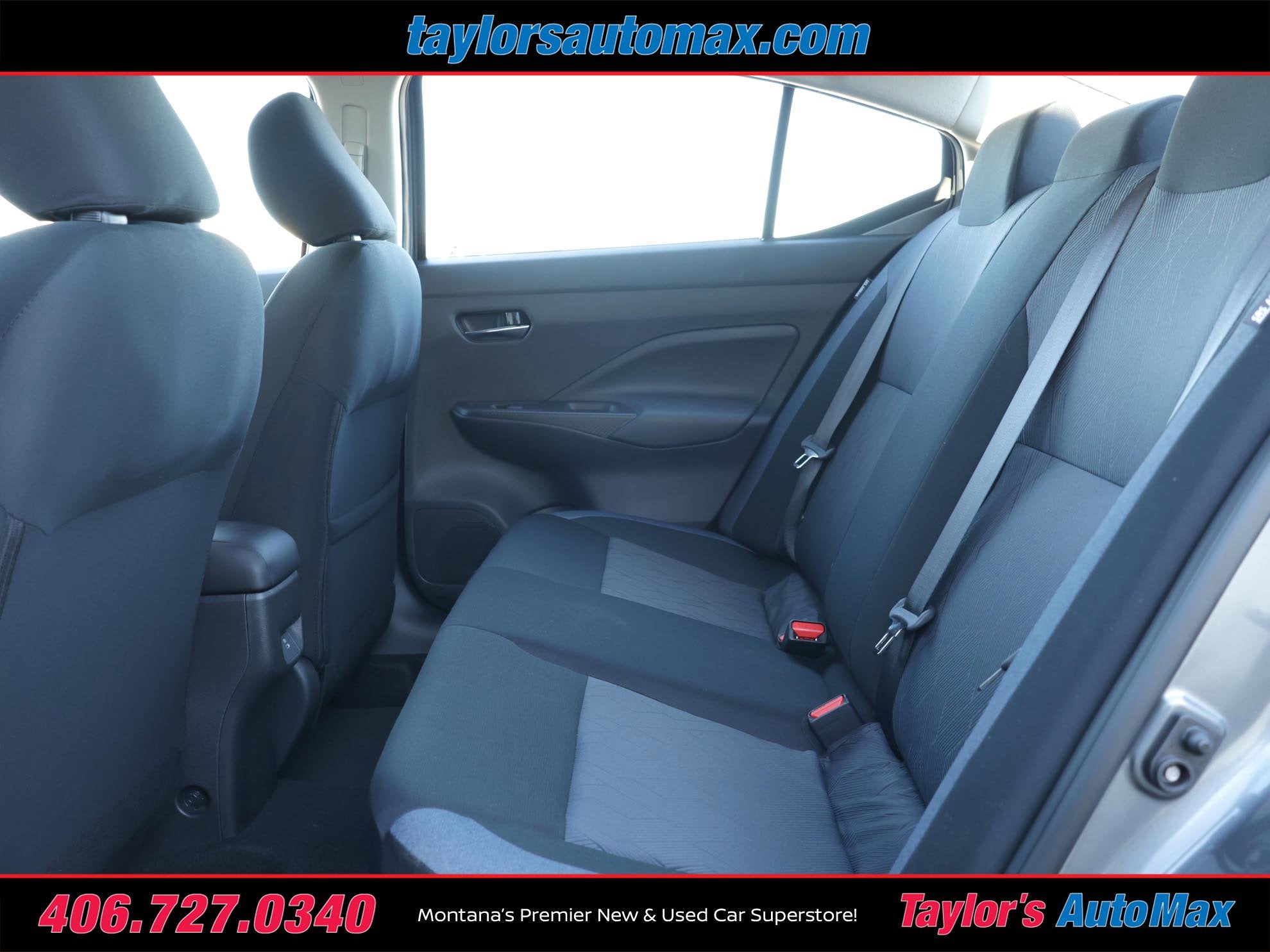 2025 Nissan Versa SV