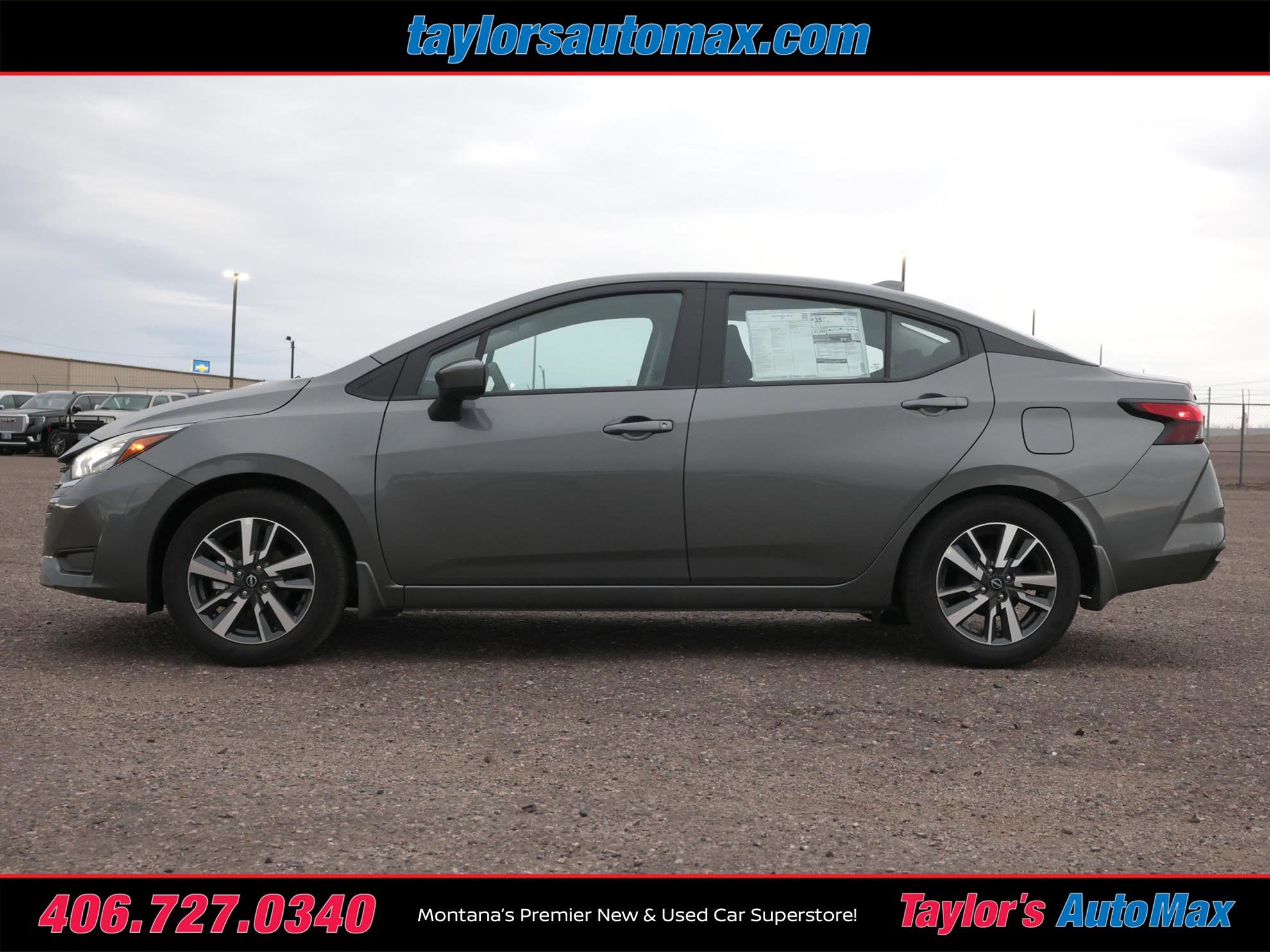 2025 Nissan Versa SV