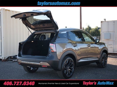 2027 Nissan Kicks SR