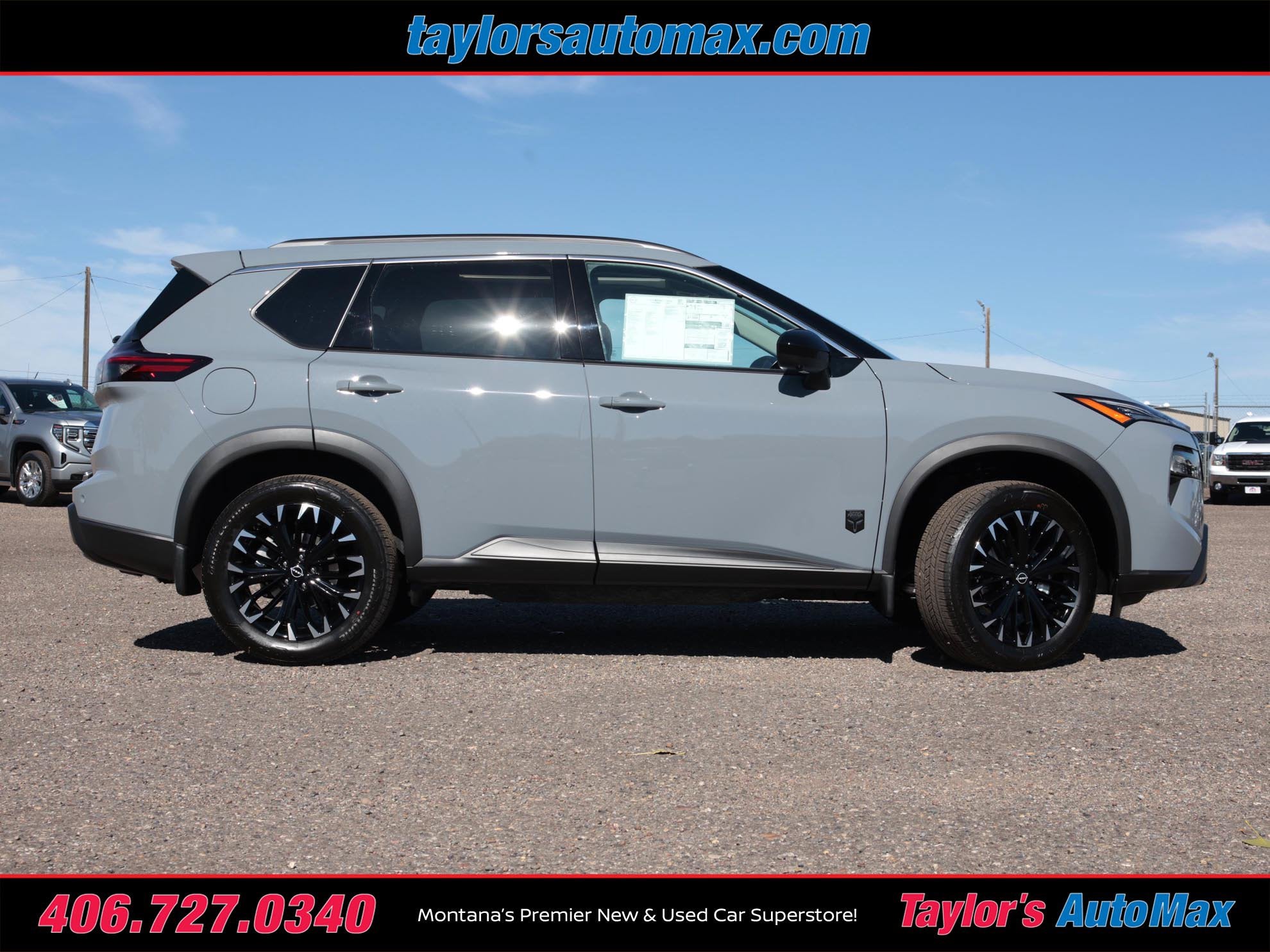 2026 Nissan Rogue Dark Armor