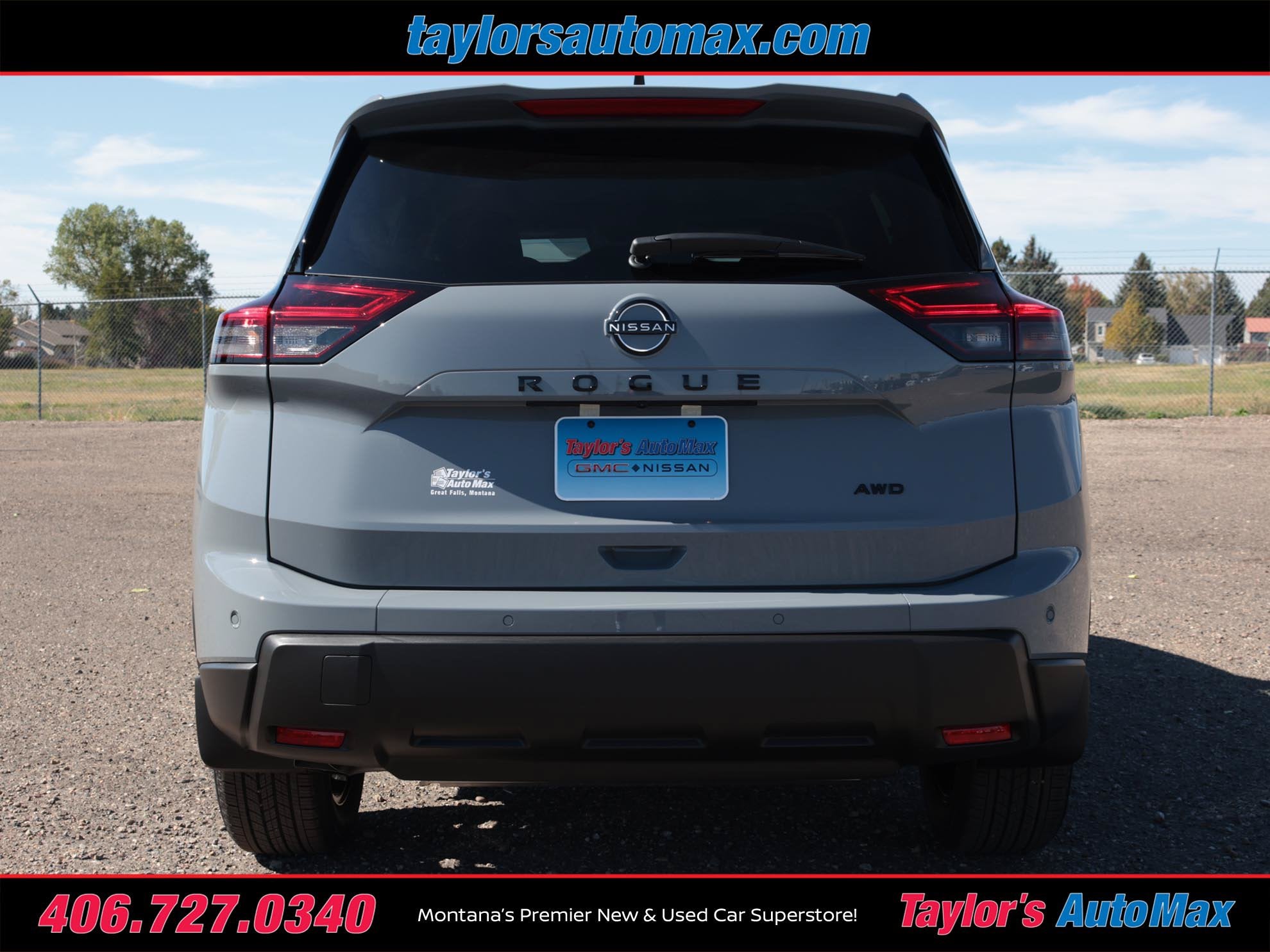 2026 Nissan Rogue Dark Armor
