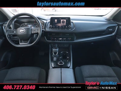 2025 Nissan Rogue SV