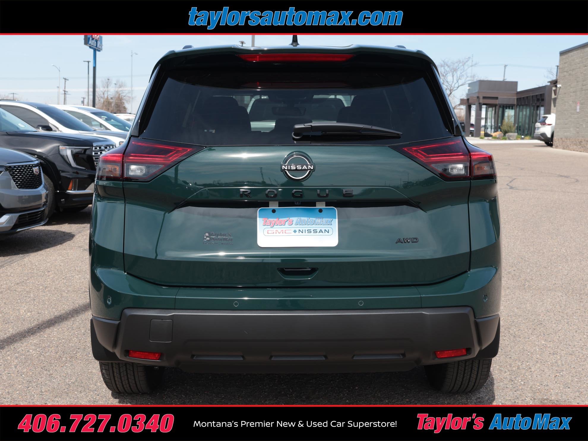 2026 Nissan Rogue Dark Armor