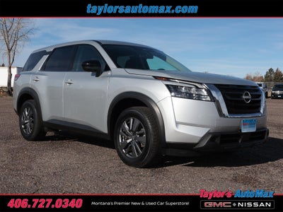 2024 Nissan Pathfinder S