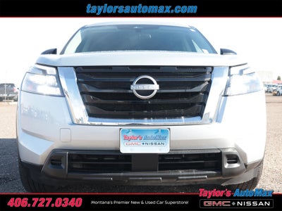 2024 Nissan Pathfinder S