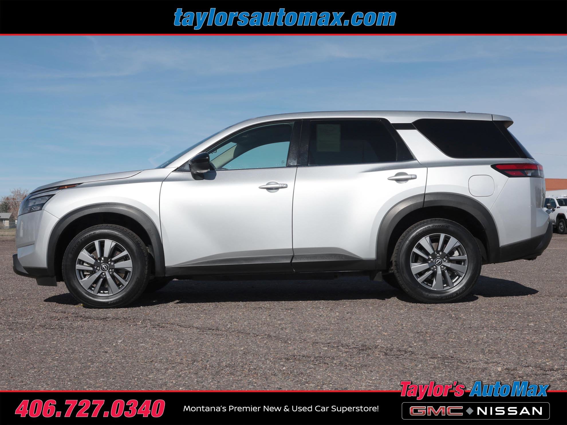 2024 Nissan Pathfinder S