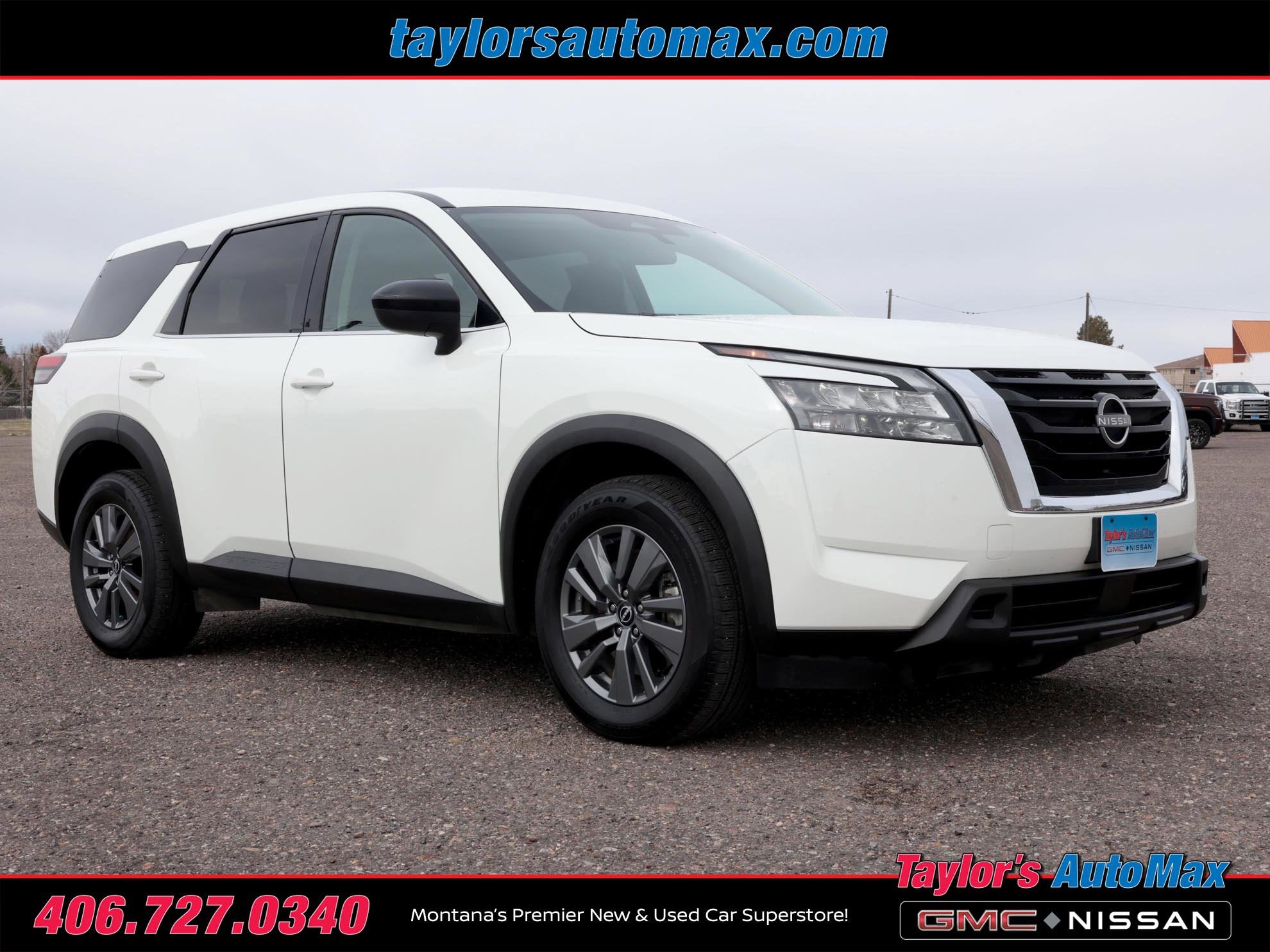 2024 Nissan Pathfinder S