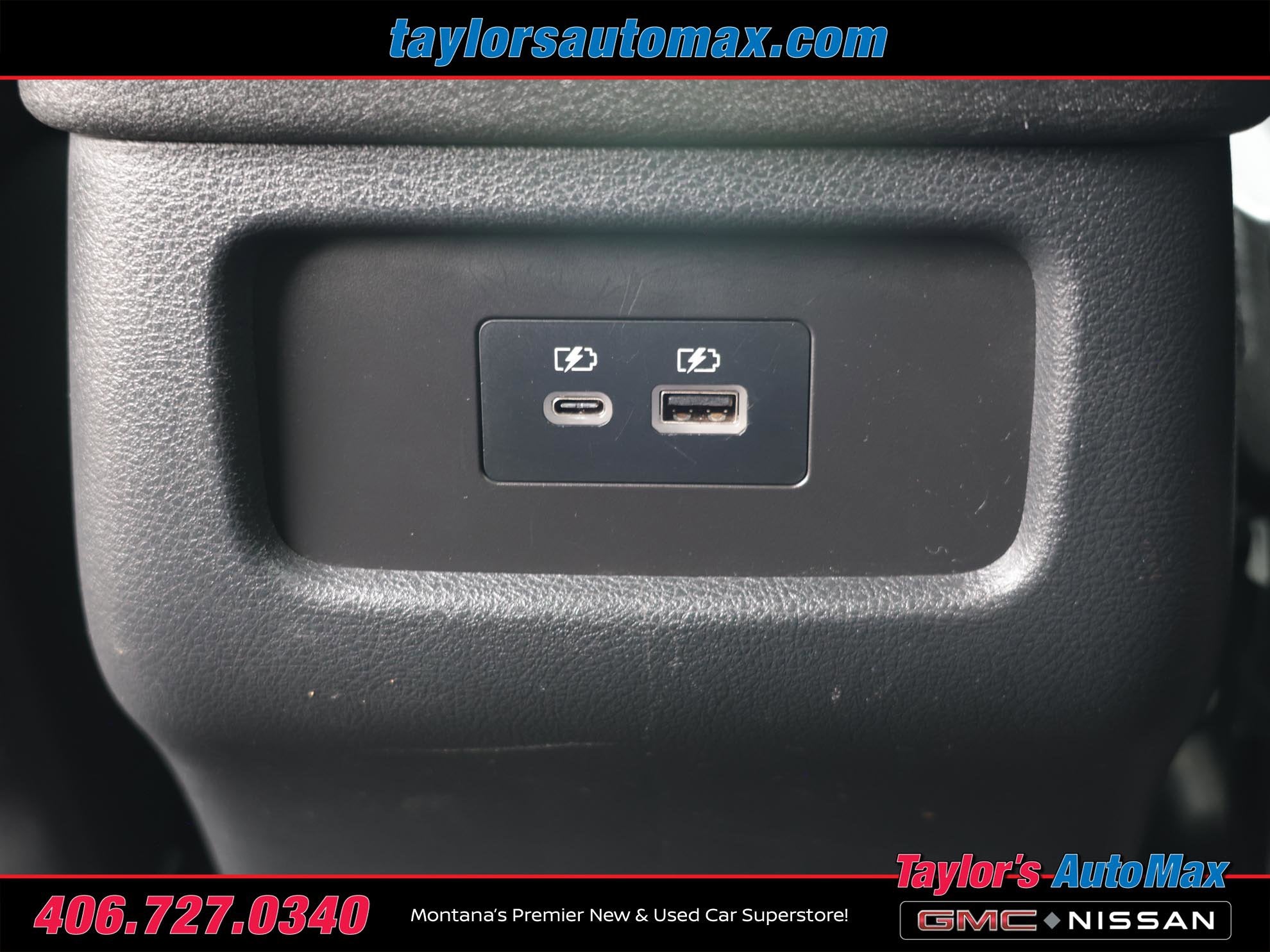 2024 Nissan Pathfinder S