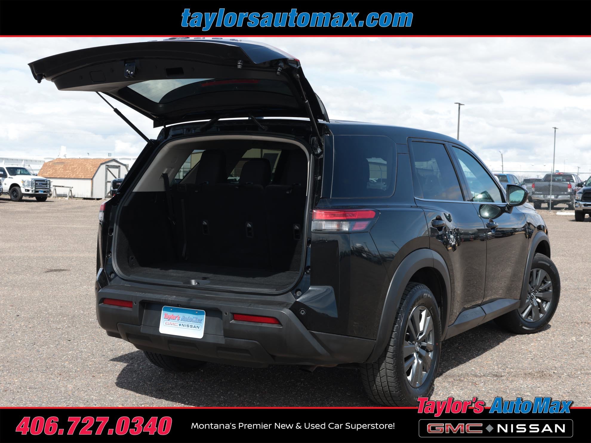 2024 Nissan Pathfinder S