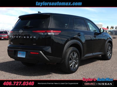 2024 Nissan Pathfinder S