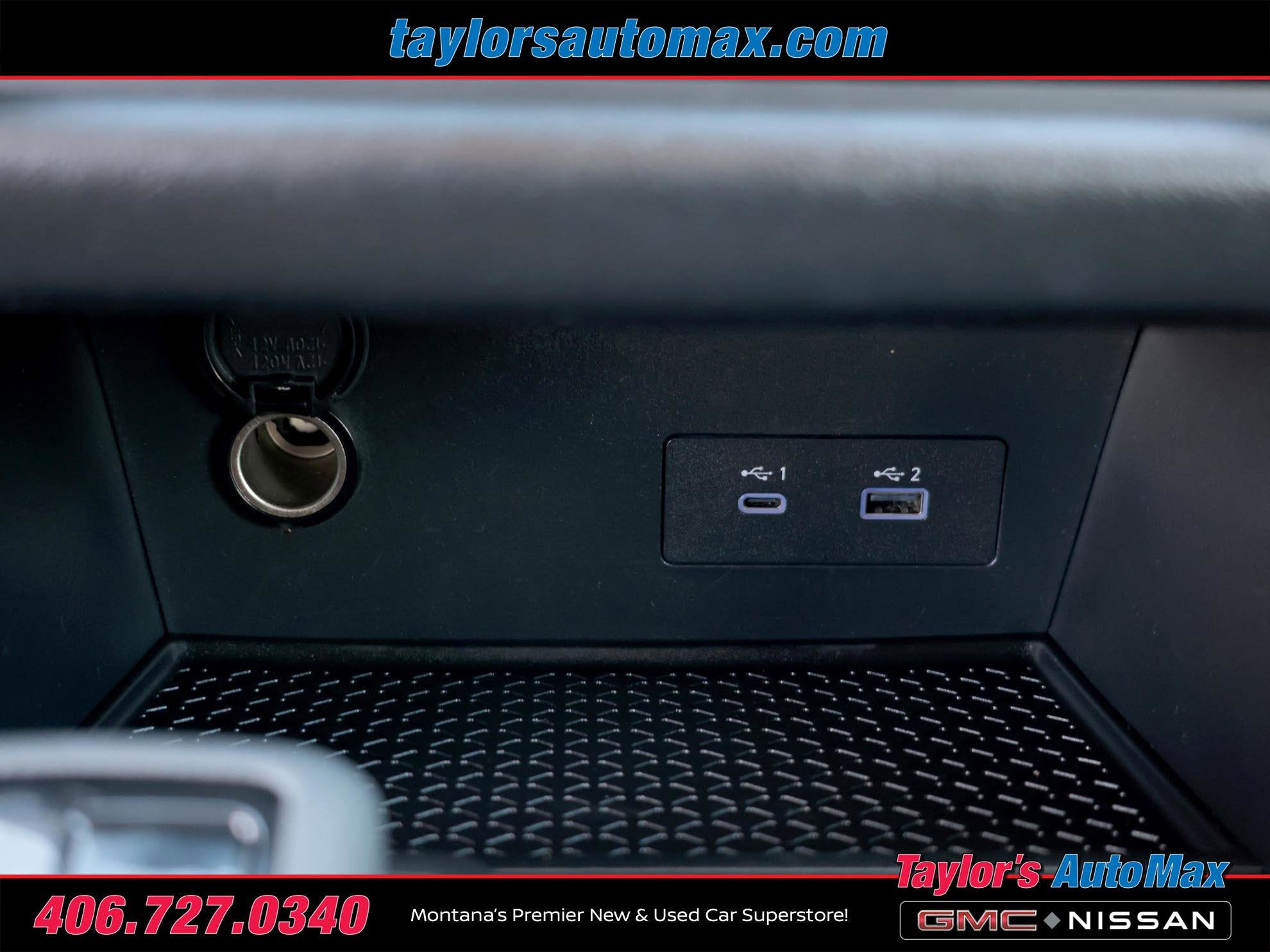 2024 Nissan Pathfinder S