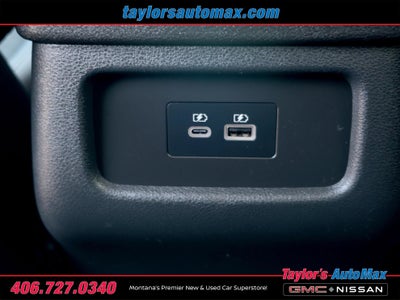 2024 Nissan Pathfinder S