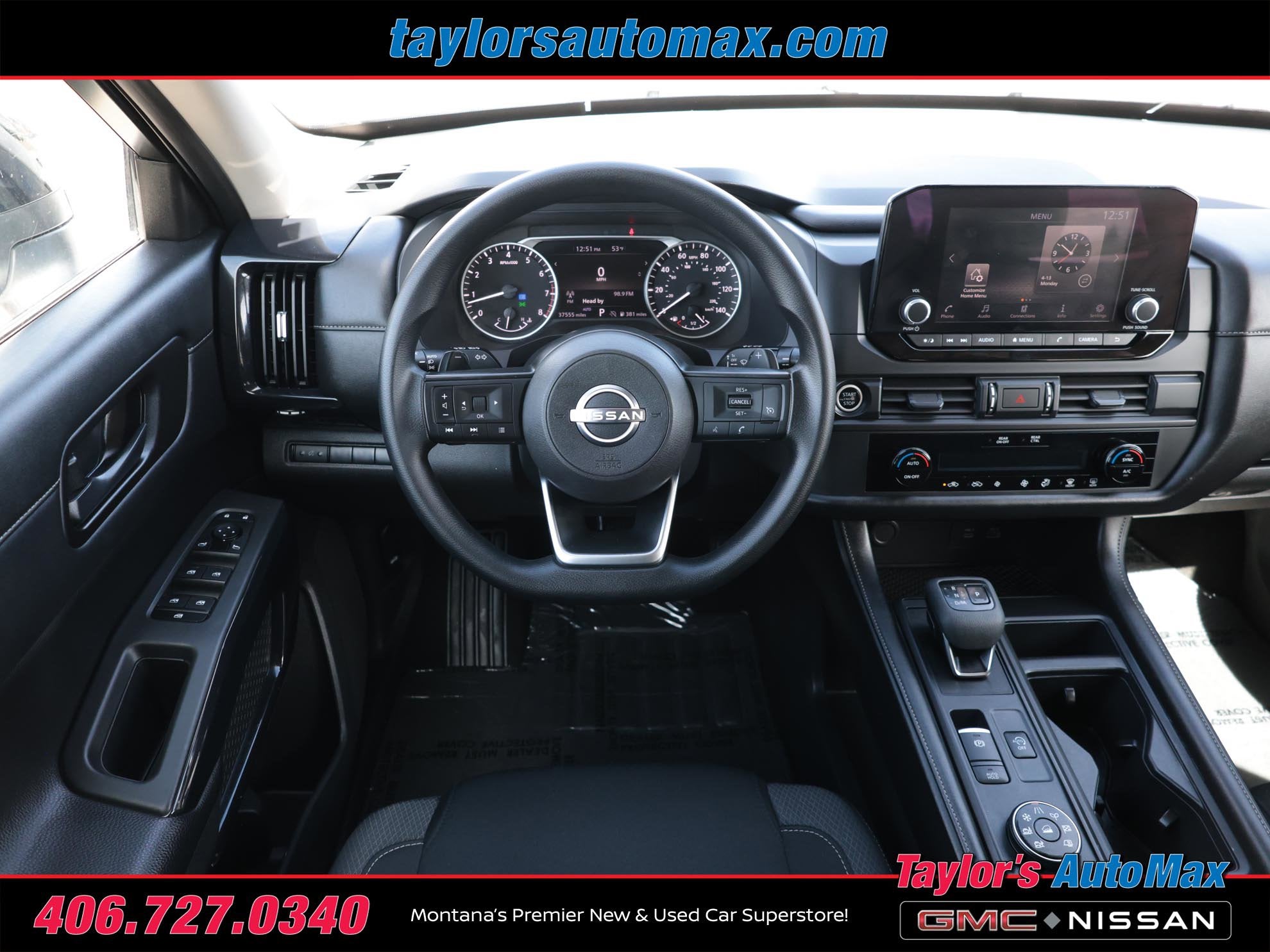 2024 Nissan Pathfinder S