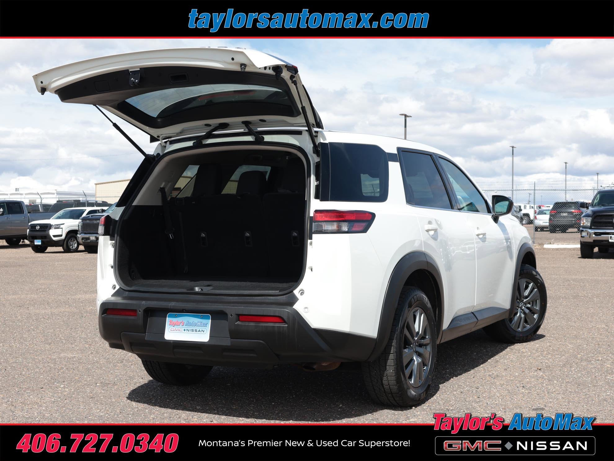 2024 Nissan Pathfinder S