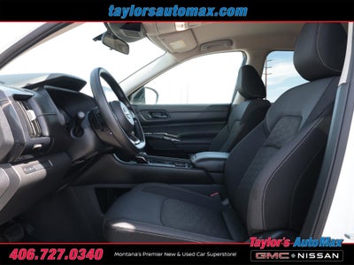 2024 Nissan Pathfinder S