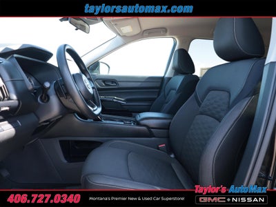 2024 Nissan Pathfinder S