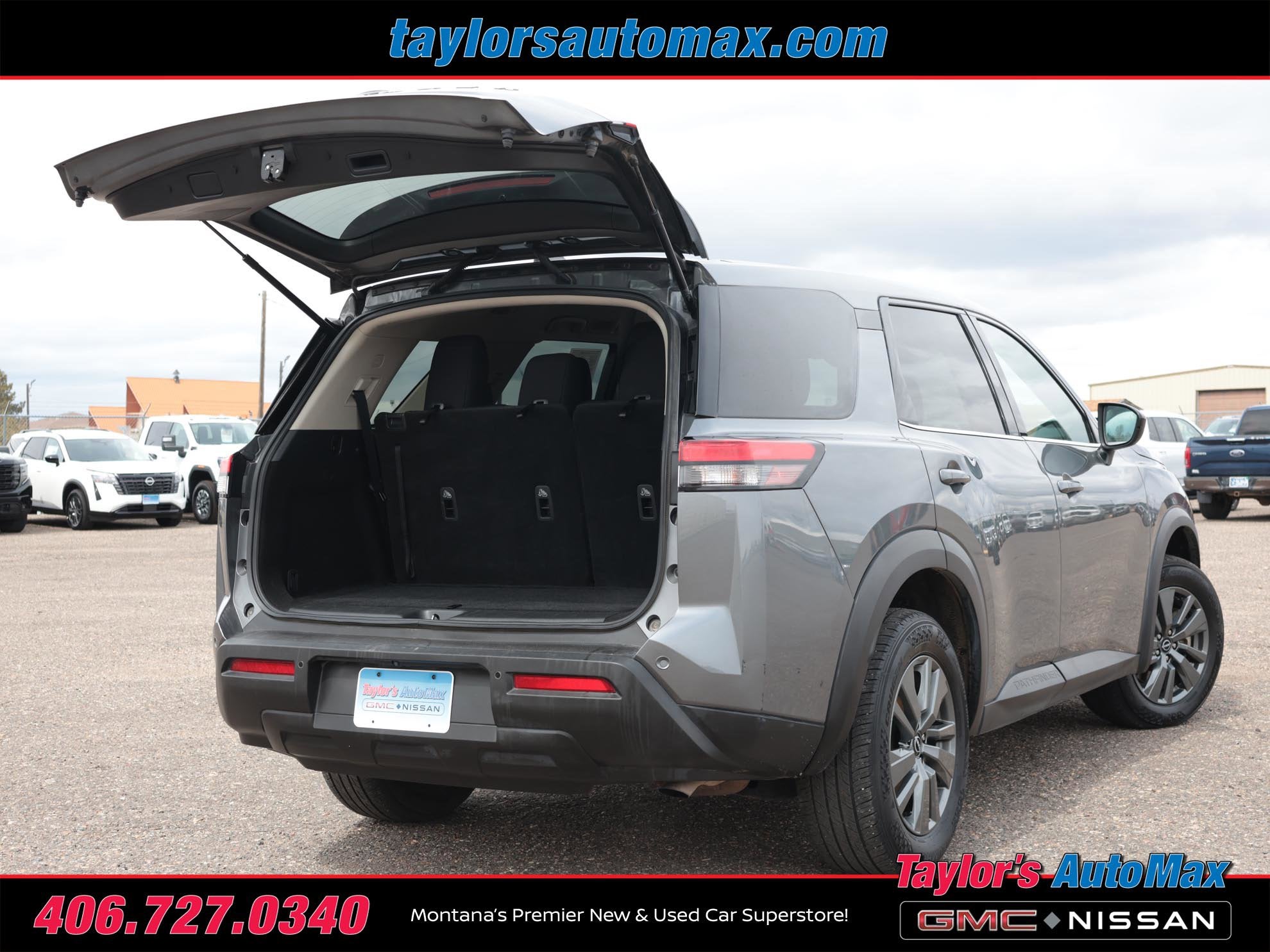2024 Nissan Pathfinder S