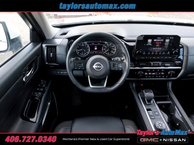2023 Nissan Pathfinder SL