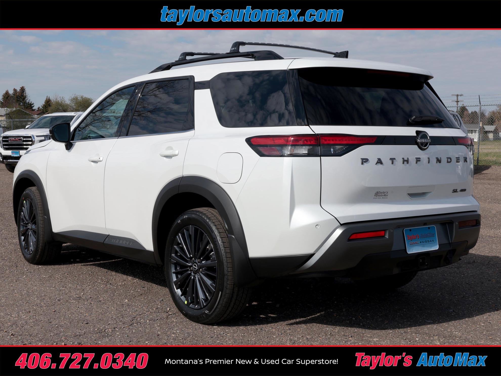 2026 Nissan Pathfinder SL