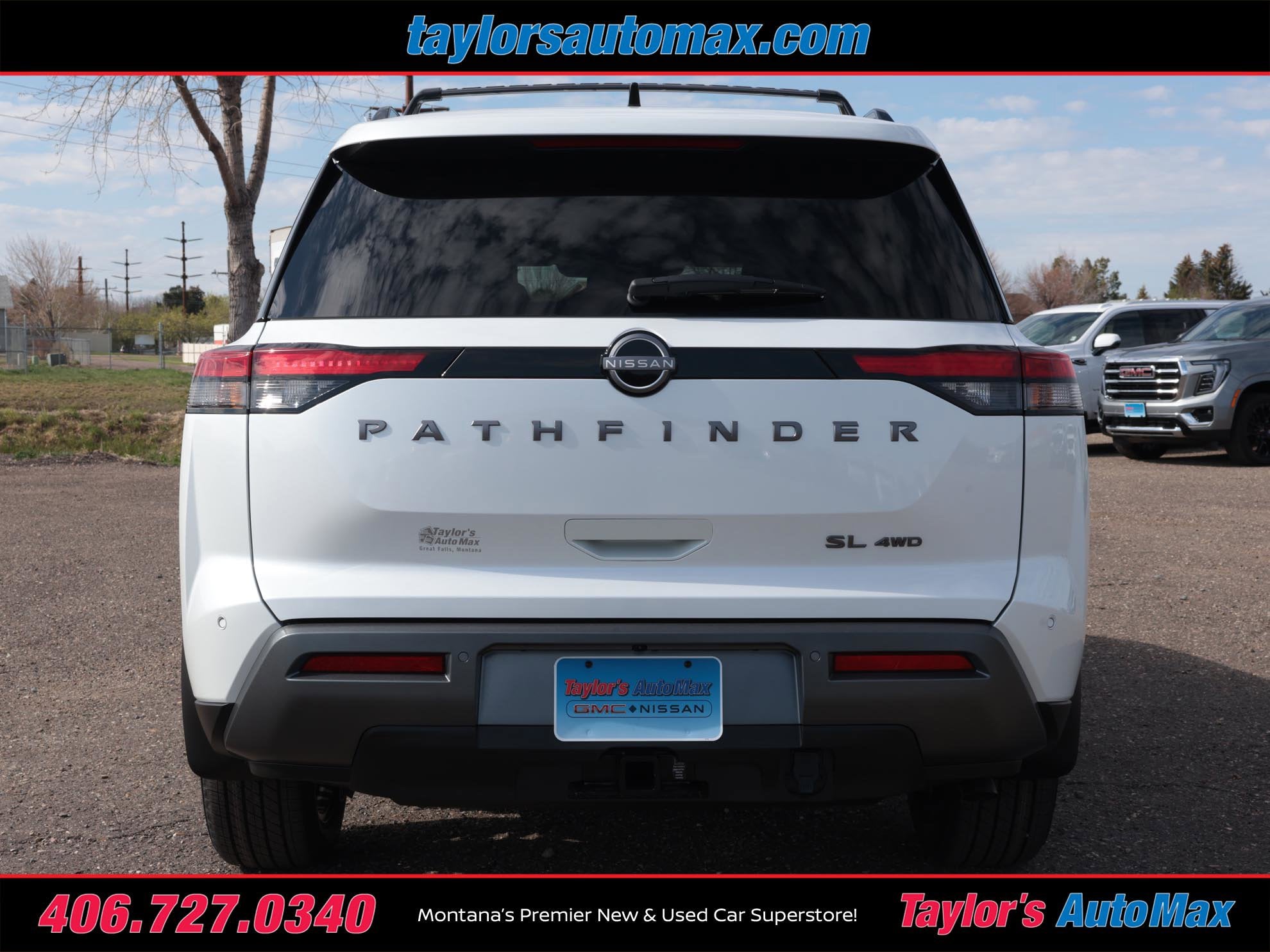 2026 Nissan Pathfinder SL