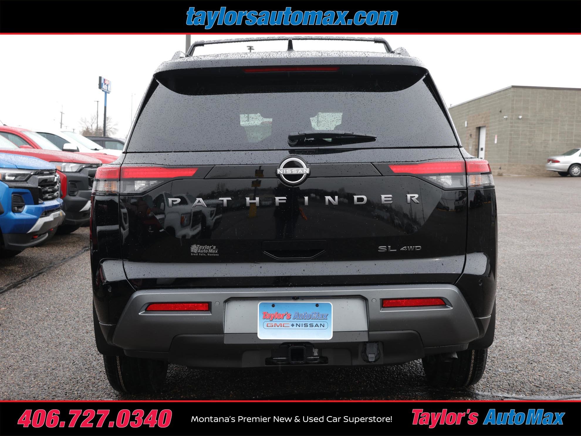 2026 Nissan Pathfinder SL