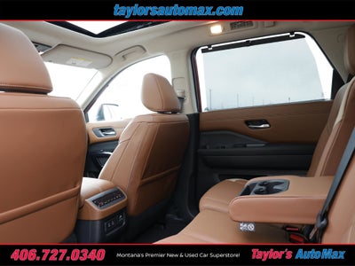 2026 Nissan Pathfinder Platinum