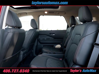 2026 Nissan Pathfinder Platinum