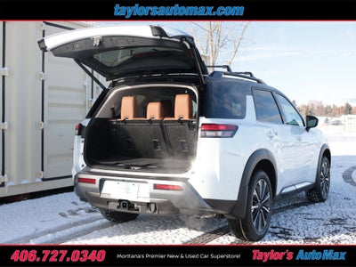 2026 Nissan Pathfinder Platinum