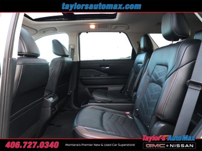 2024 Nissan Pathfinder Platinum