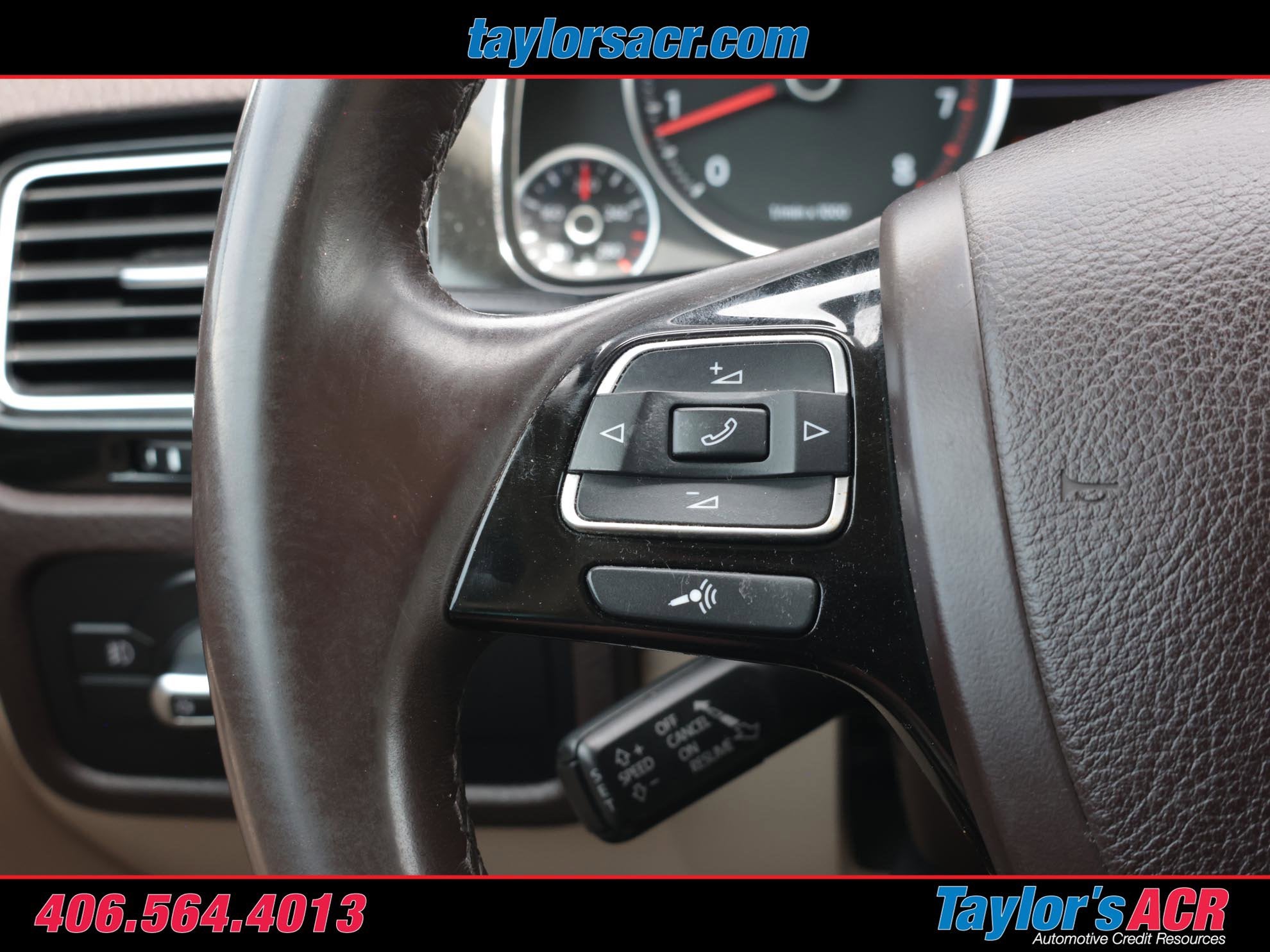 2013 Volkswagen Touareg Sport