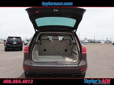 2013 Volkswagen Touareg Sport